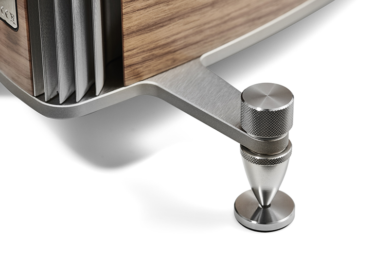 Olympica Nova III Sonus Faber Speaker Close Up Detail