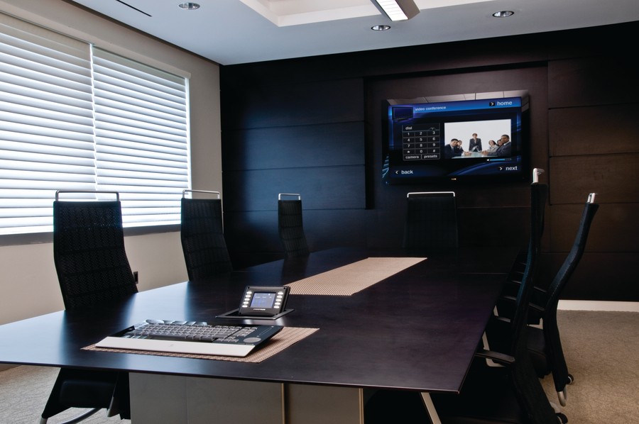 redefining-businesses-with-smart-conference-rooms